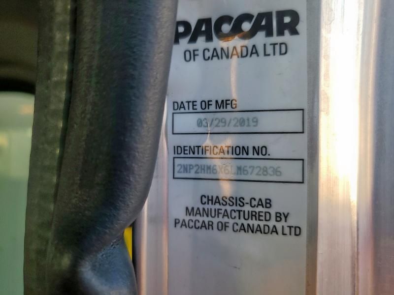 2020 Peterbilt 337 BOX Truck