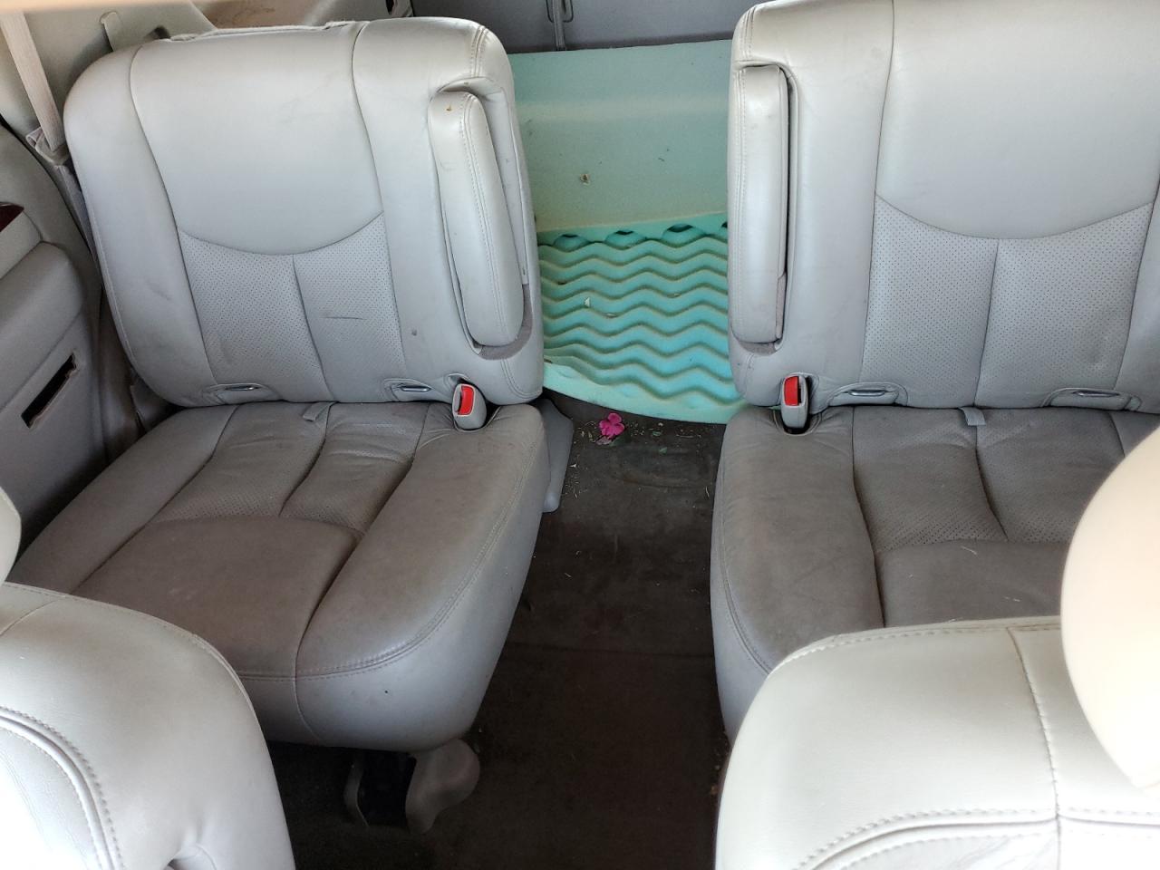 2005 Cadillac Escalade Luxury
