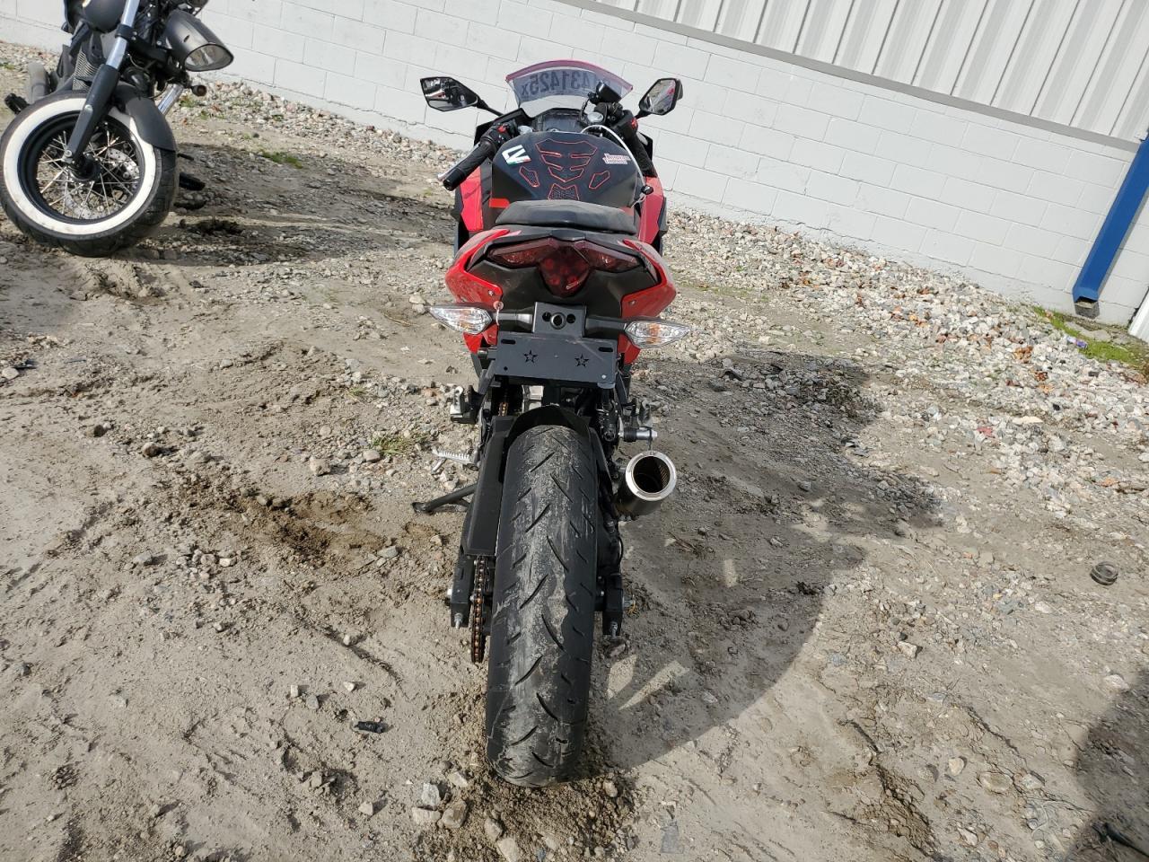 2025 Kawasaki EX500