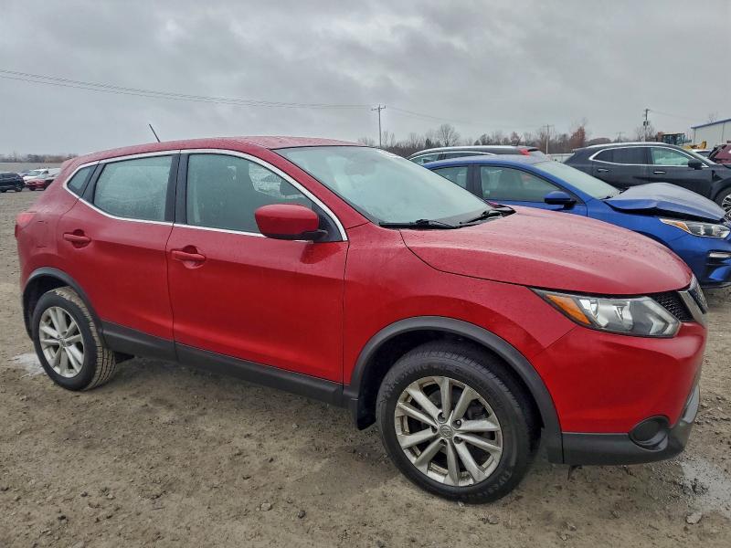 2018 Nissan Rogue Sport s