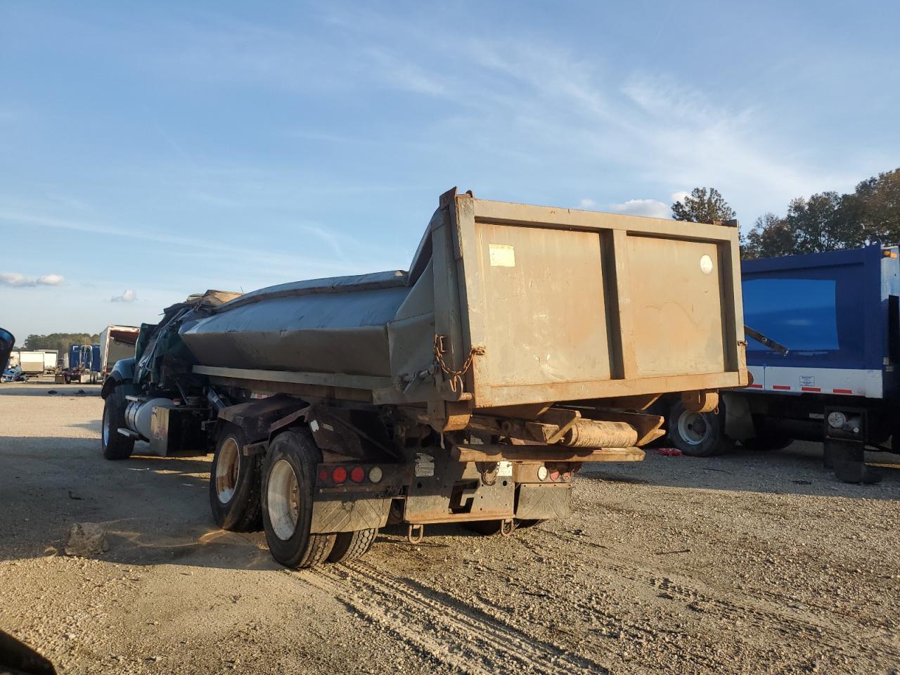 2020 Kenworth T880 Dump Truck