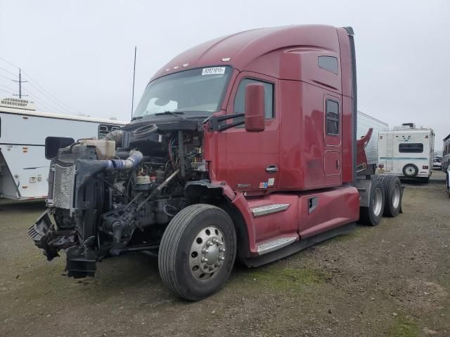 2019 Kenworth T680 Semi Truck