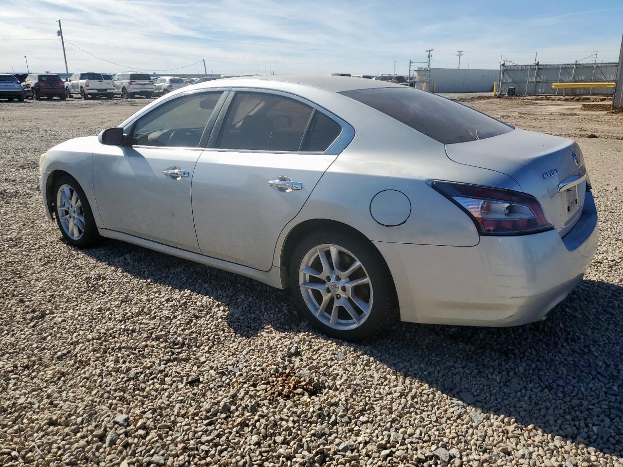 2012 Nissan Maxima s