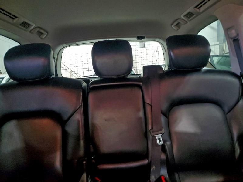 2017 Nissan Armada sv