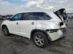 2015 Toyota Highlander le Plus