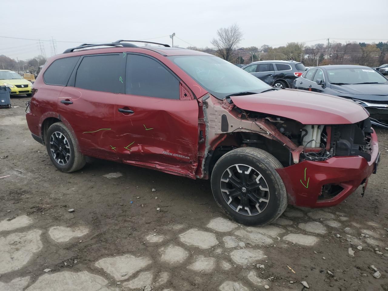 2020 Nissan Pathfinder sl