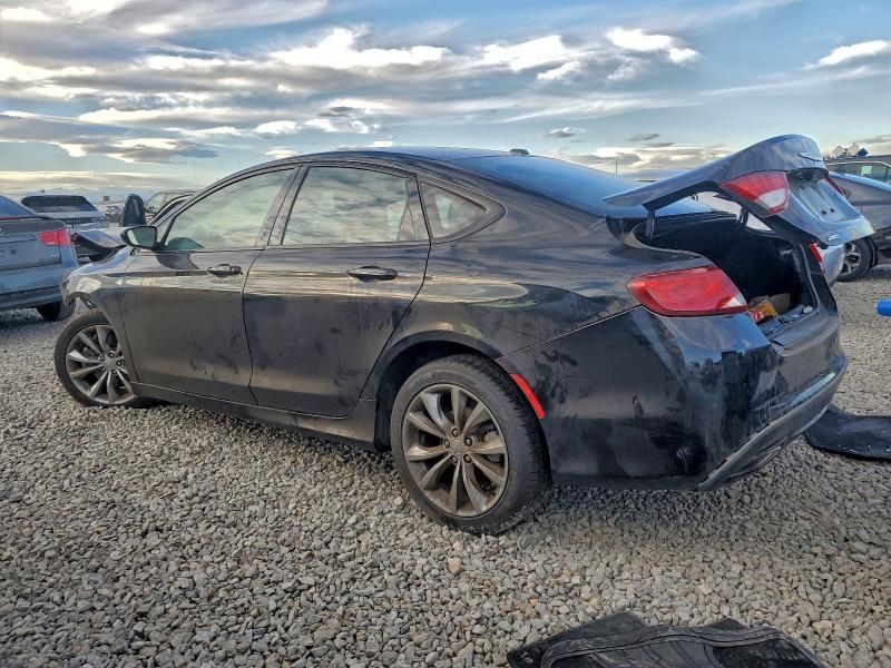 2016 Chrysler 200 s