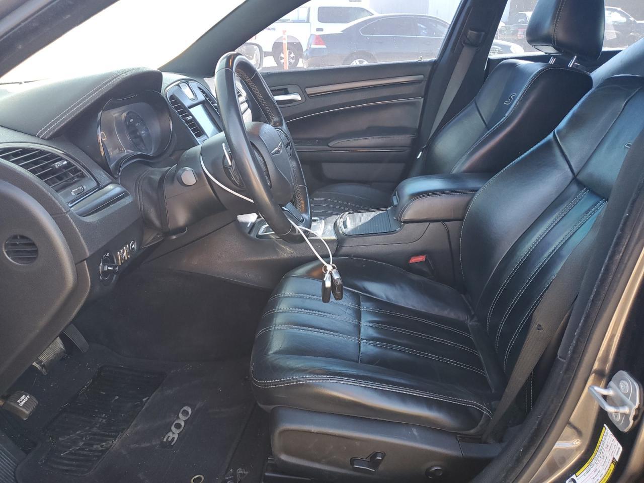 2015 Chrysler 300 s