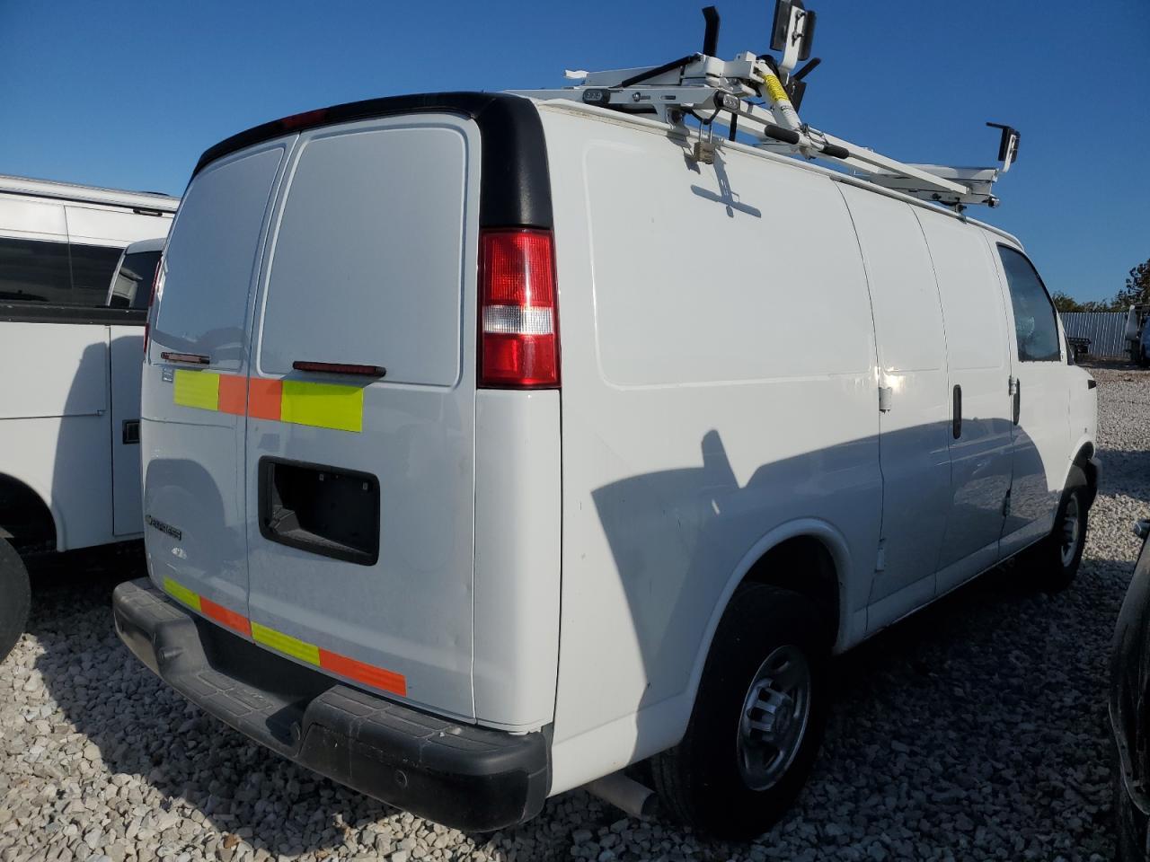 2022 Chevrolet Express G2500
