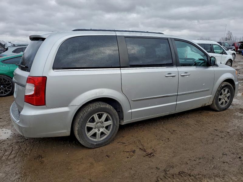 2012 Chrysler Town & Country Touring