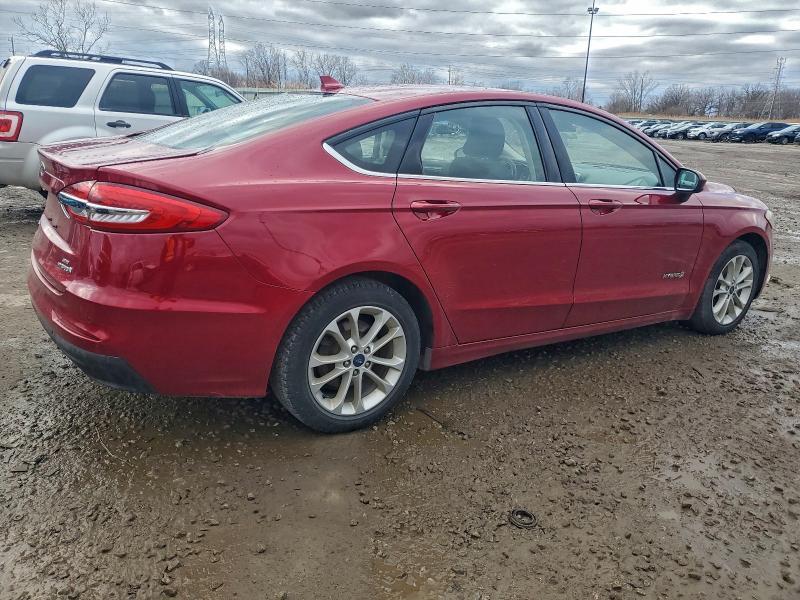 2019 Ford Fusion se