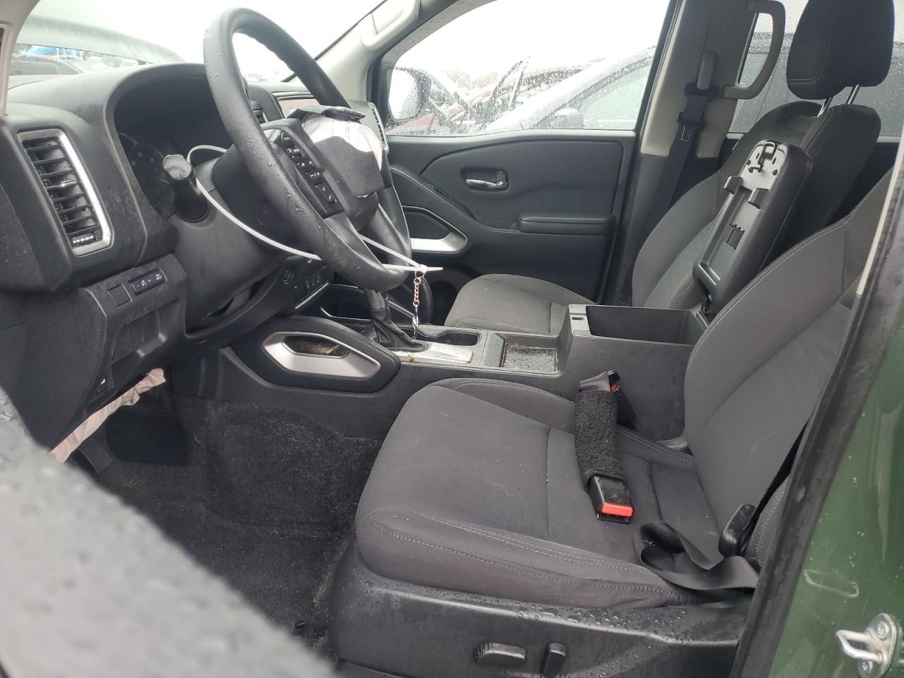 2024 Nissan Frontier s