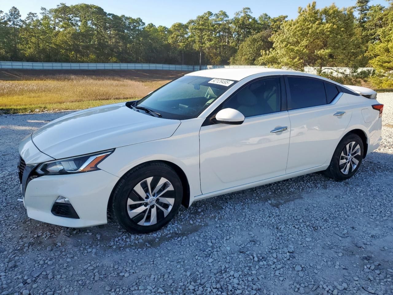 2019 Nissan Altima s