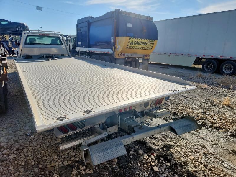 2022 Chevrolet Silverado Rollback Truck