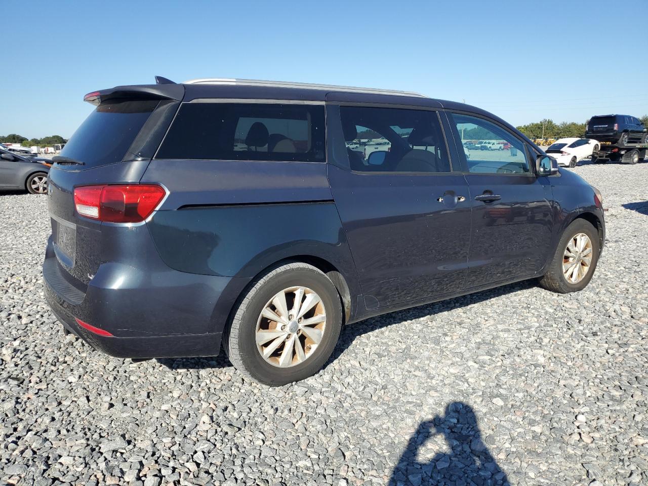 2015 KIA Sedona lx