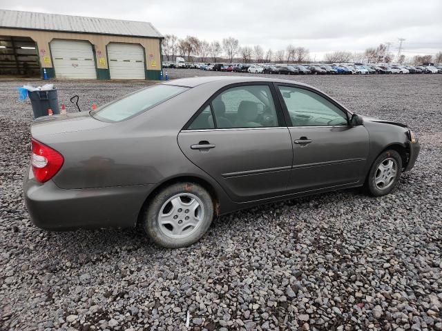 2002 Toyota Camry le