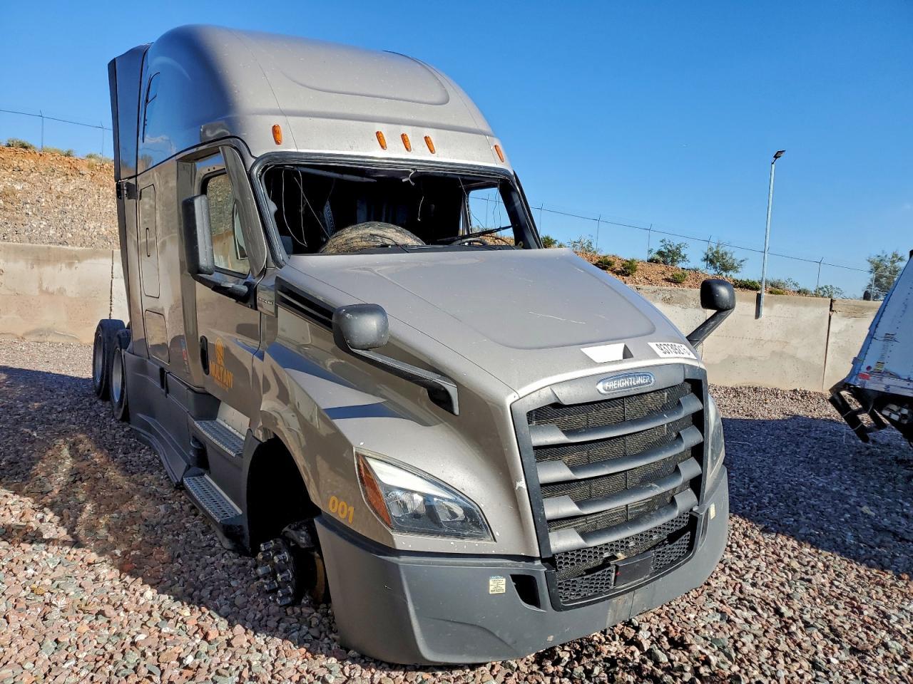 2022 Freigliner Cascadia 126