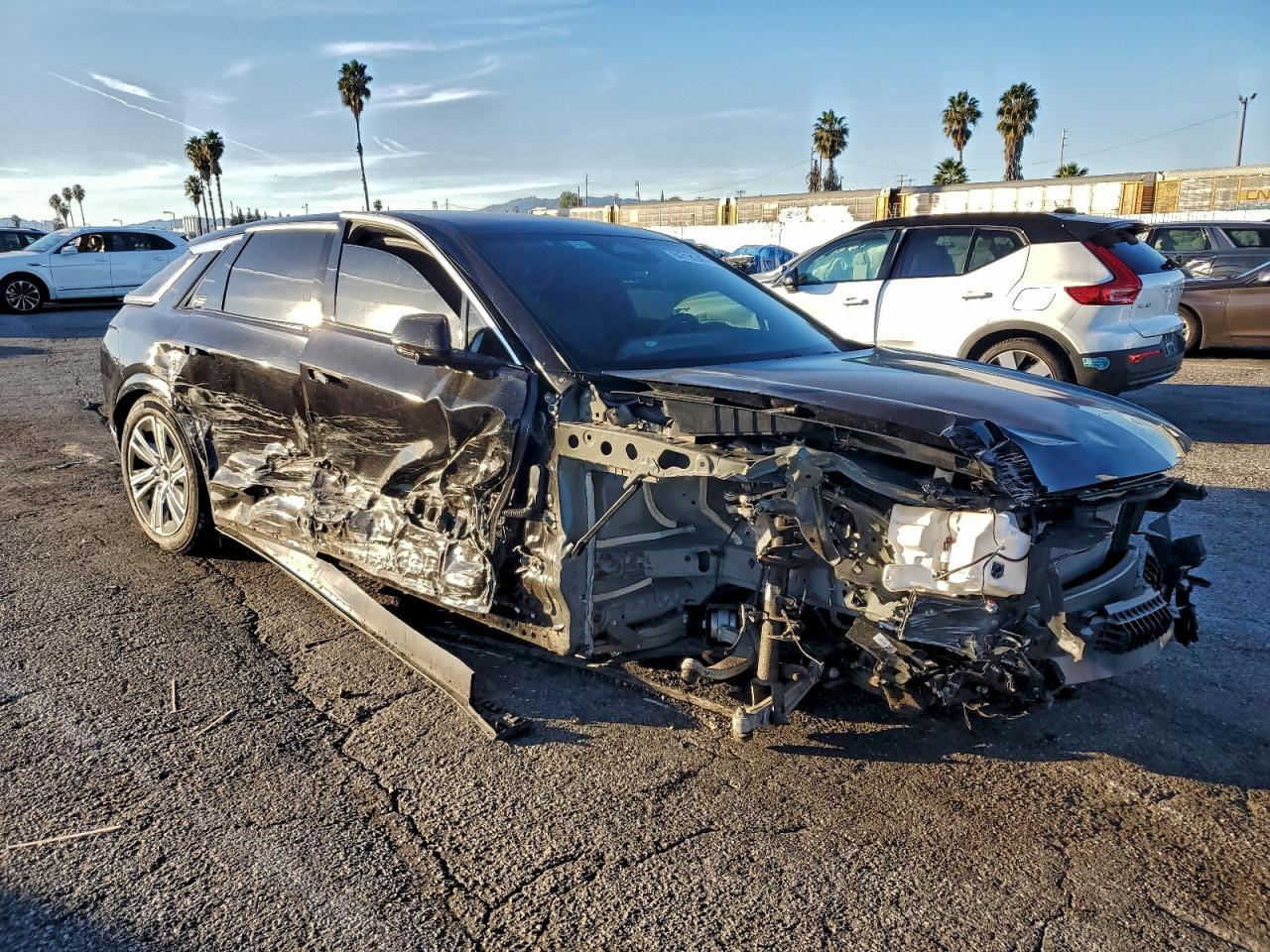 2024 Cadillac Lyriq Tech