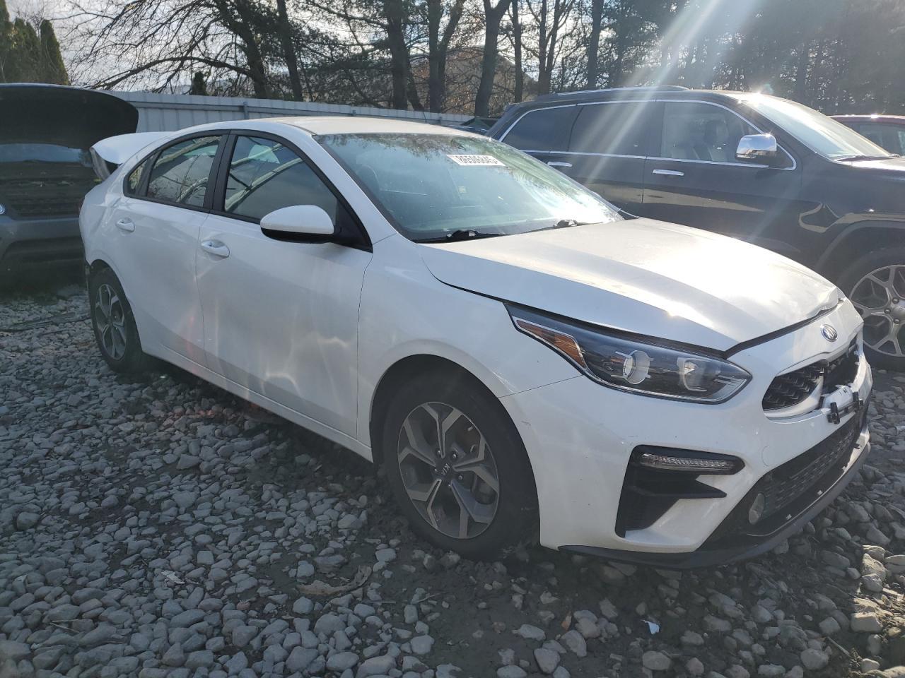 2021 KIA Forte fe