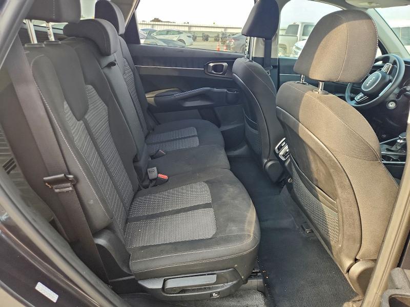 2022 KIA Sorento lx