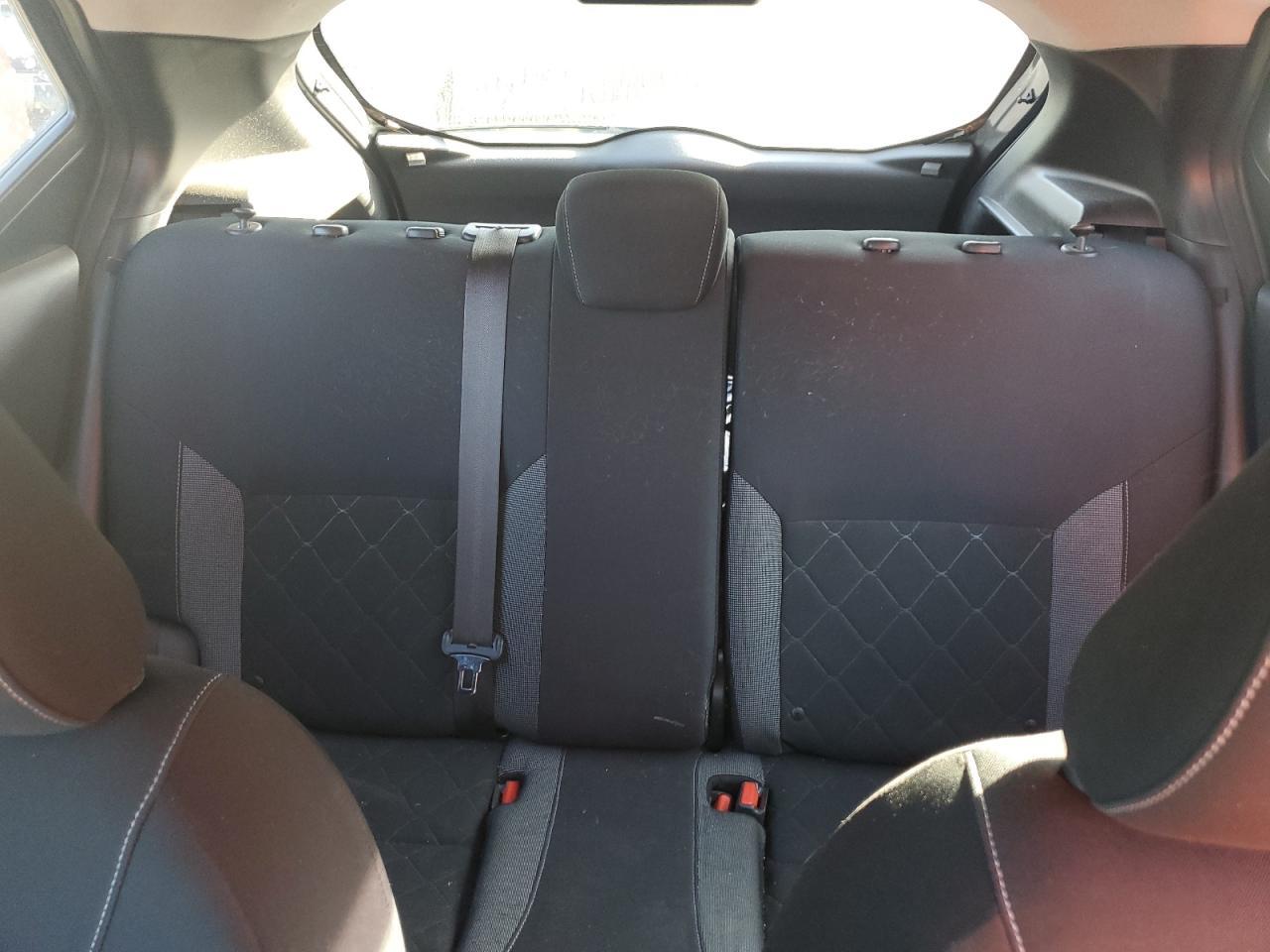 2018 Nissan Kicks s
