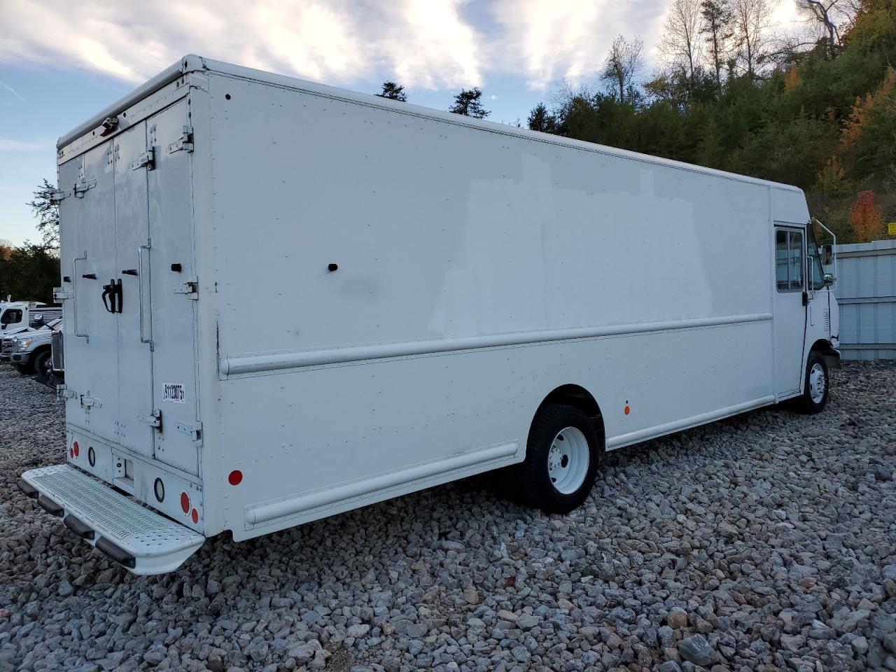 2013 Ford F59 Delivery Truck