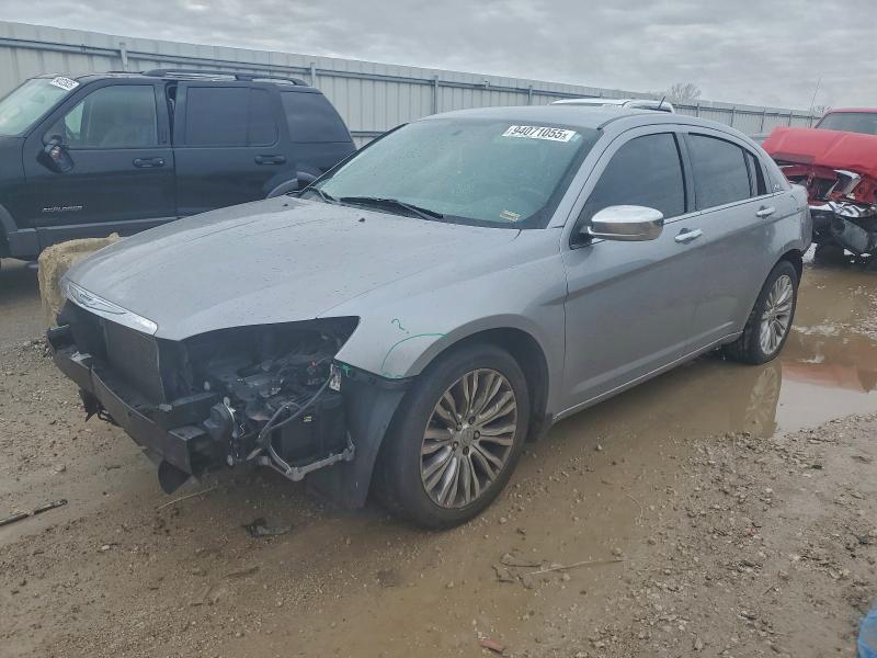 2013 Chrysler 200 Limited