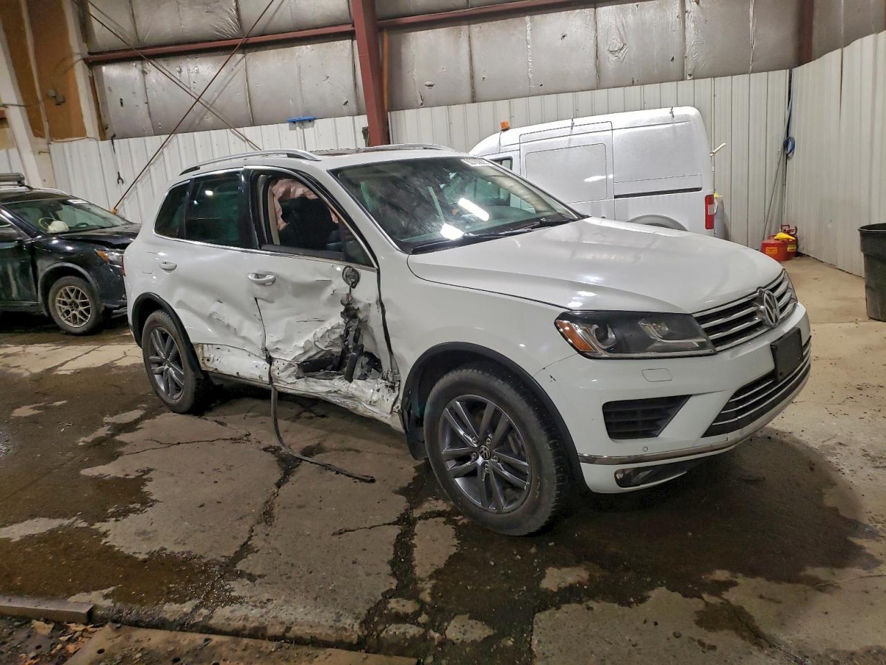 2015 Volkswagen Touareg V6
