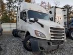 2020 Freightliner Cascadia 126 Semi Truck