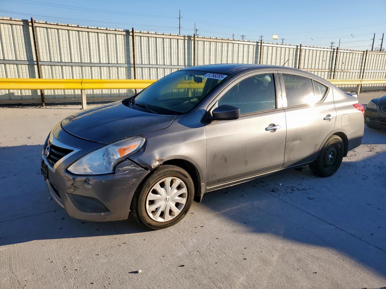 2016 Nissan Versa s