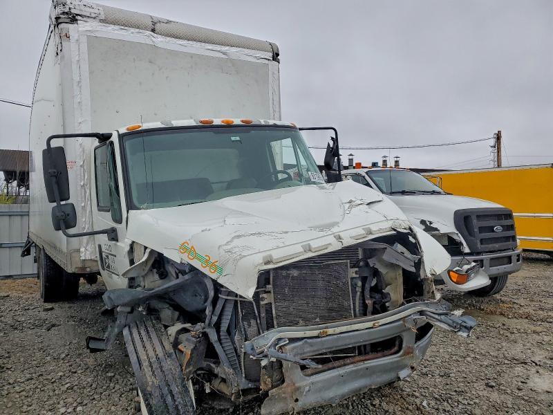 2018 International 4300 BOX Truck