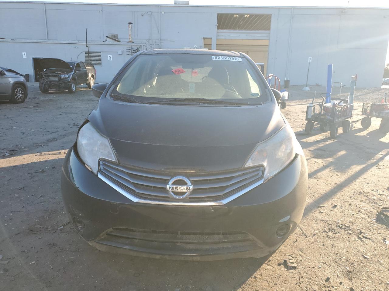 2016 Niss Versa Note sv