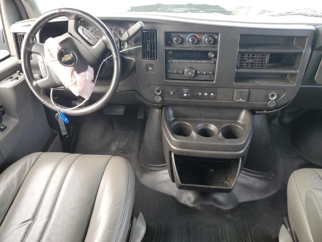 2022 Chevrolet Express G2500