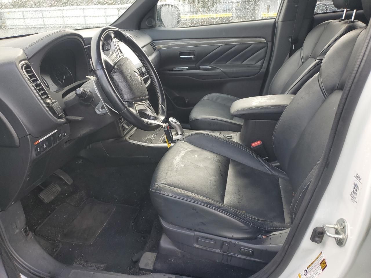 2022 Mitsubishi Outlander sel