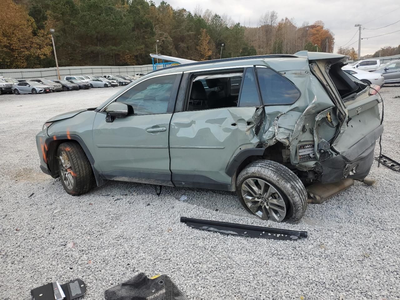 2020 Toyota Rav4 xle Premium