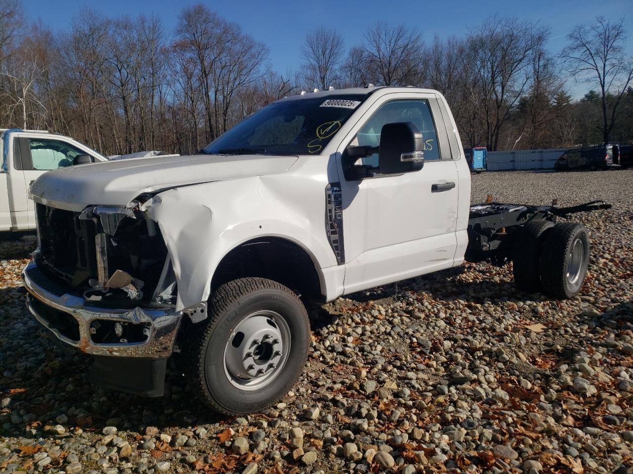 2023 Ford F350 Super Duty Truck Cab AND Chassis