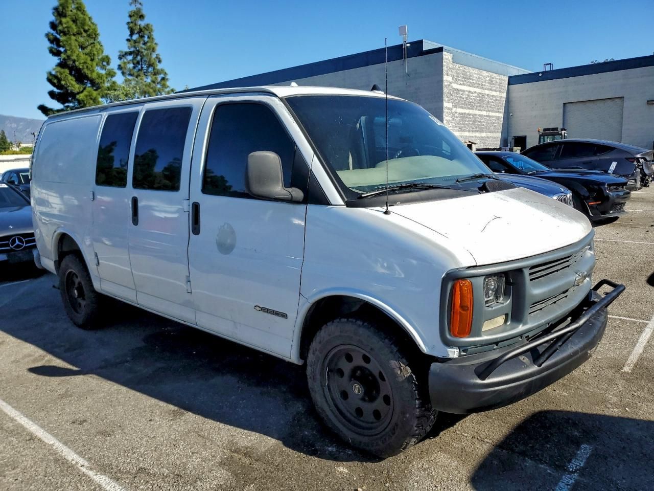 2001 Chevrolet Express 2500 Utility / Service Van