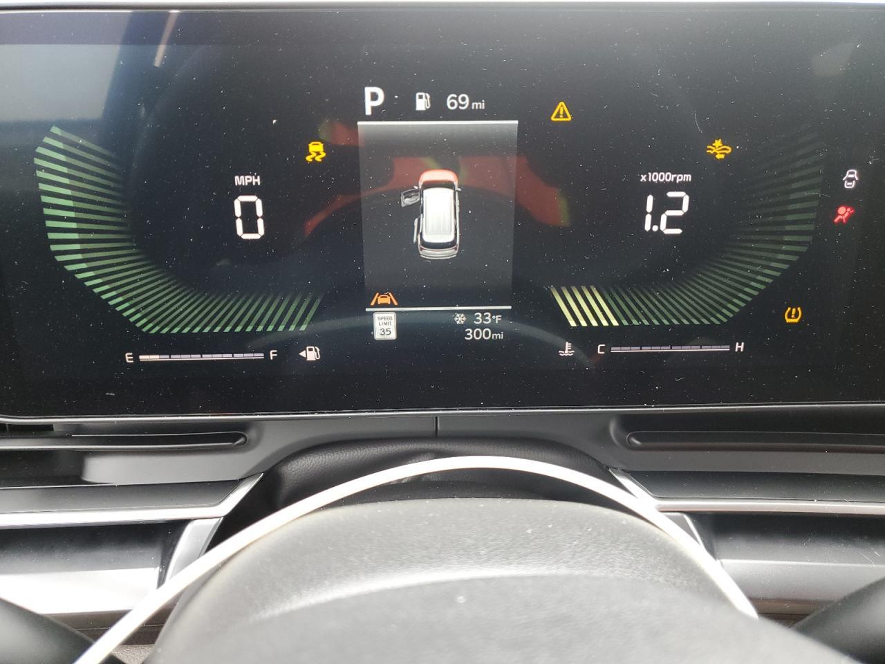 2026 KIA Carnival lx