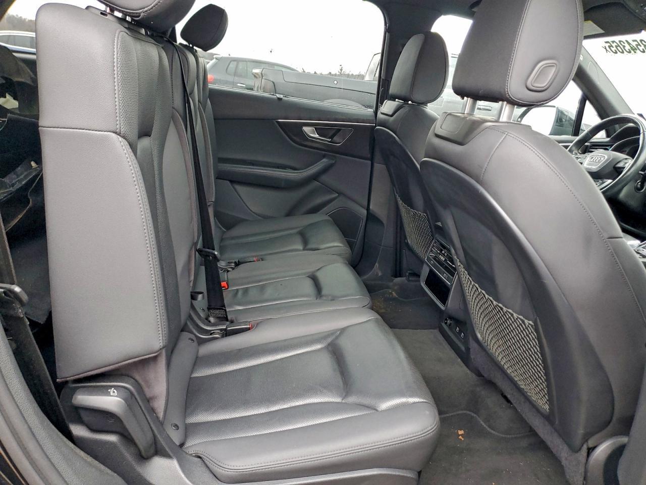 2021 Audi Q7 Premium Plus