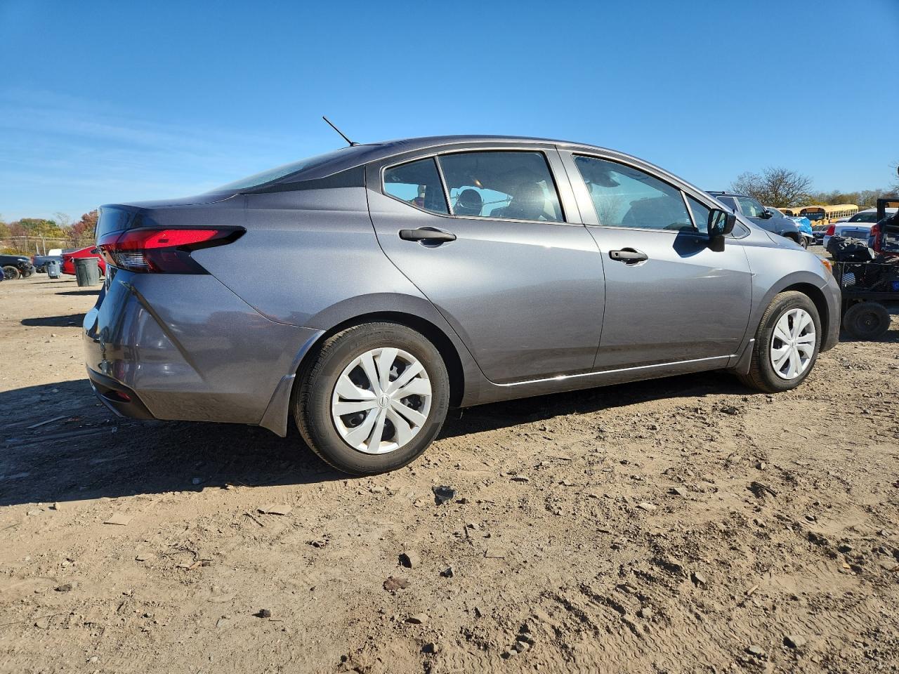 2023 Nissan Versa s