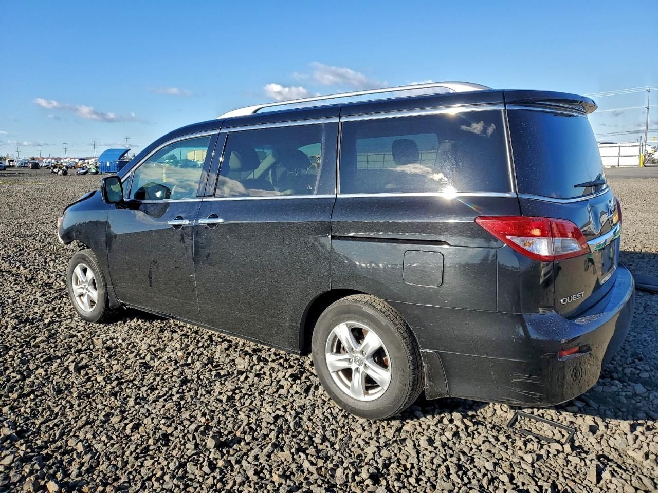 2013 Nissan Quest s