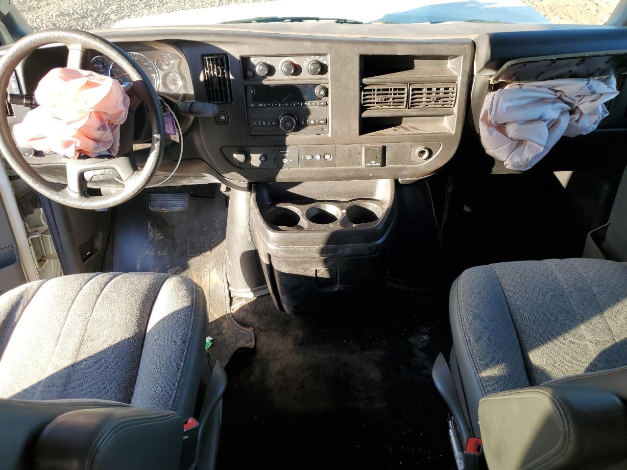 2018 Chevrolet Express G3500 LT