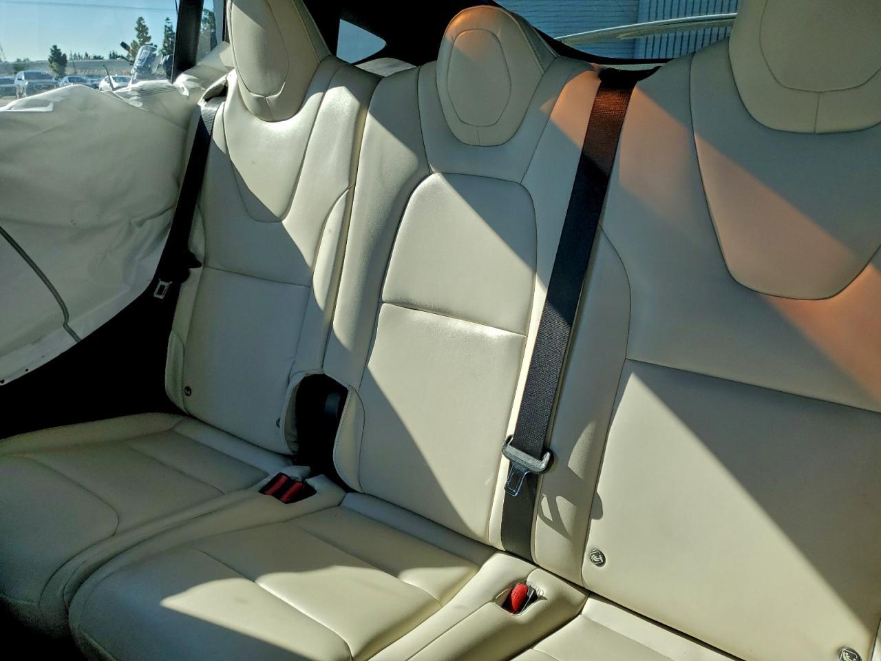 2020 Tesla Model x