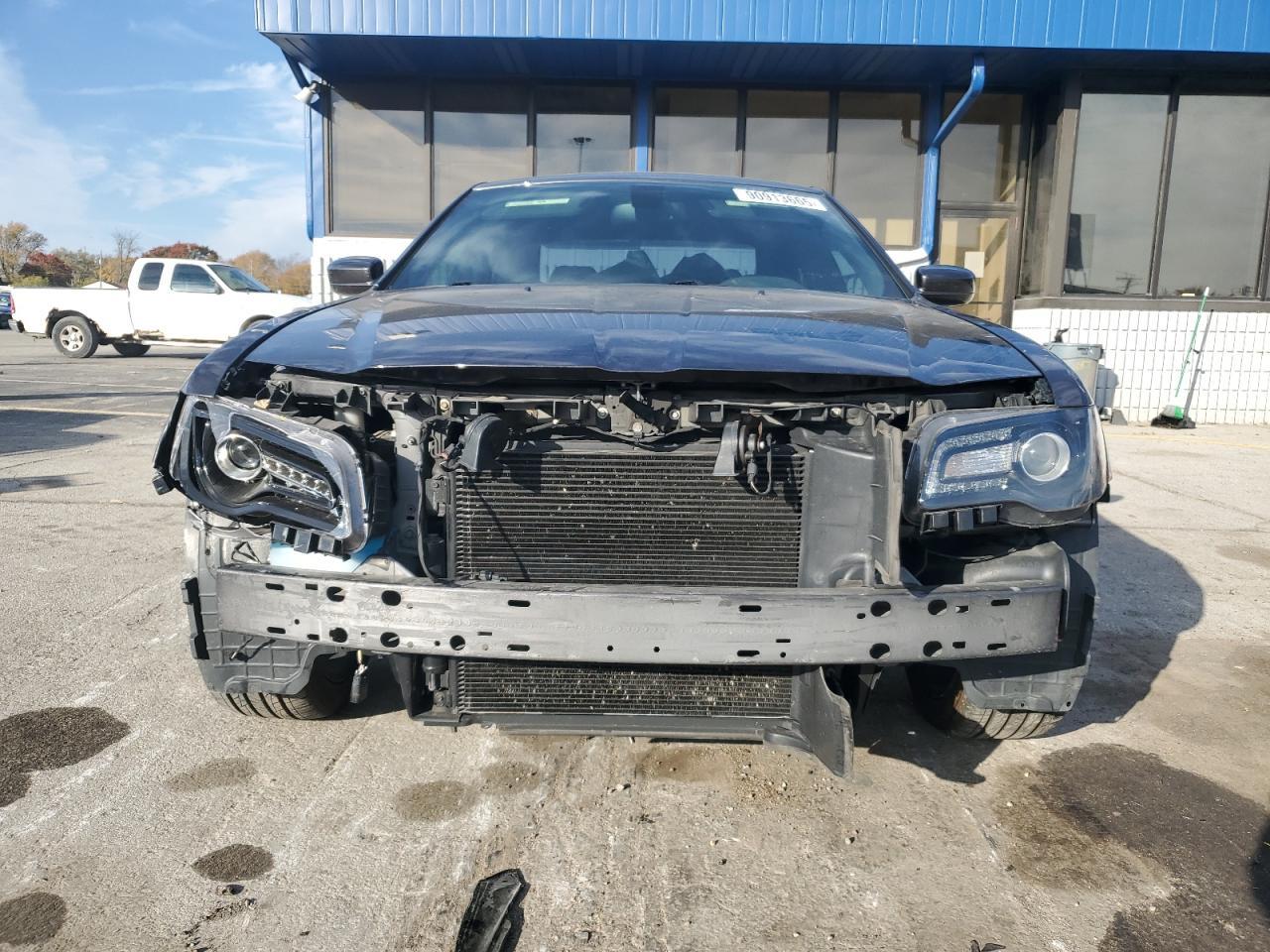 2016 Chrysler 300 s