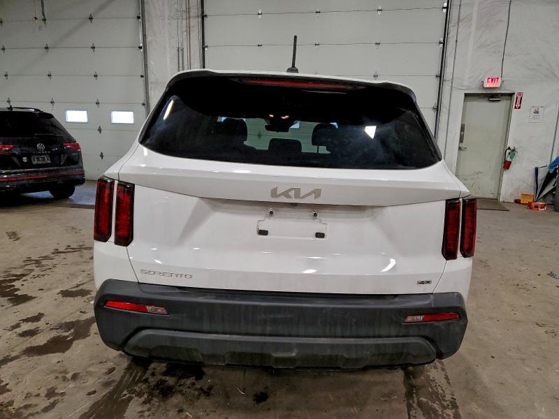 2023 KIA Sorento lx