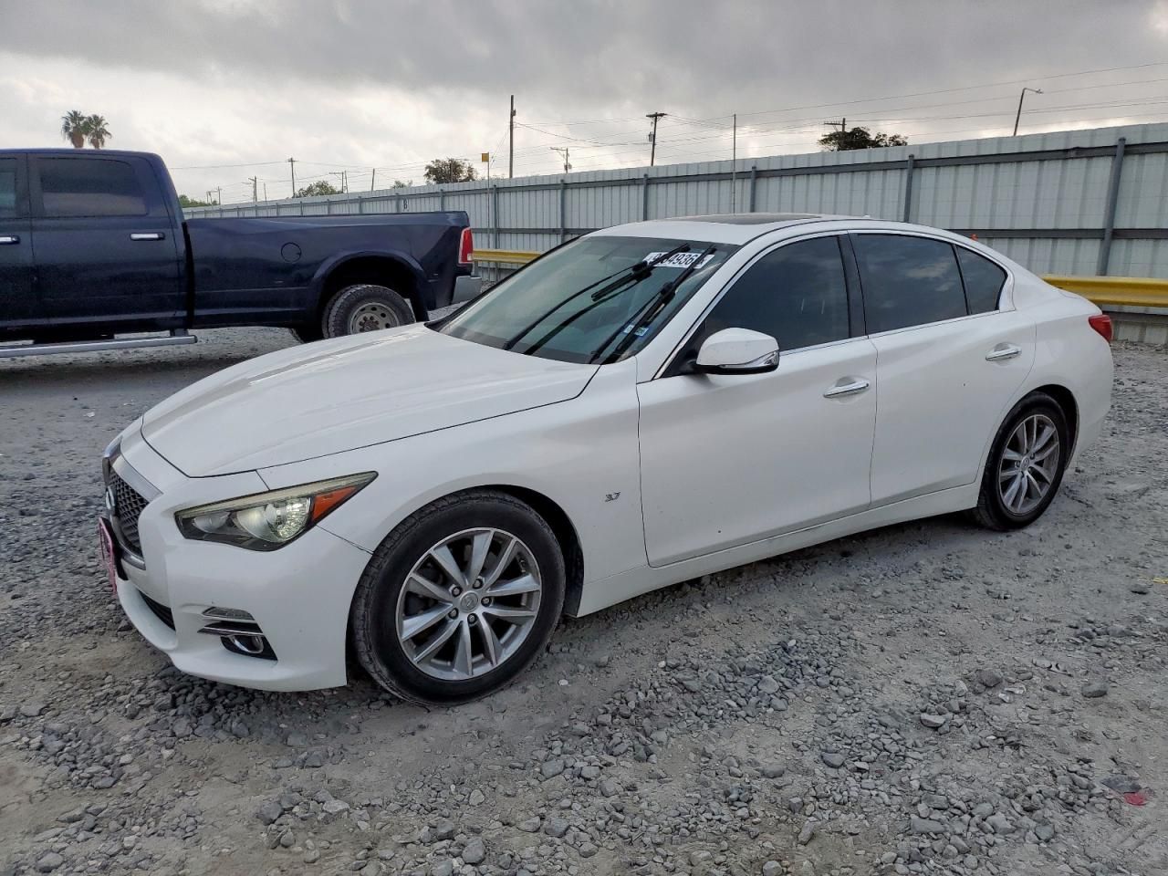 2015 Infiniti Q50 Base