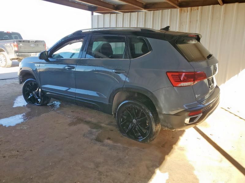 2023 Volkswagen Taos se