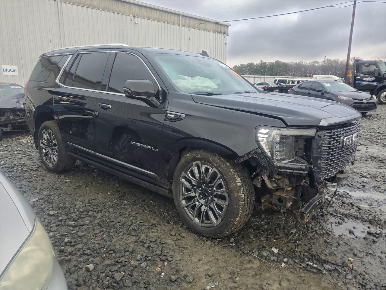 2023 GMC Yukon Denali Ultimate