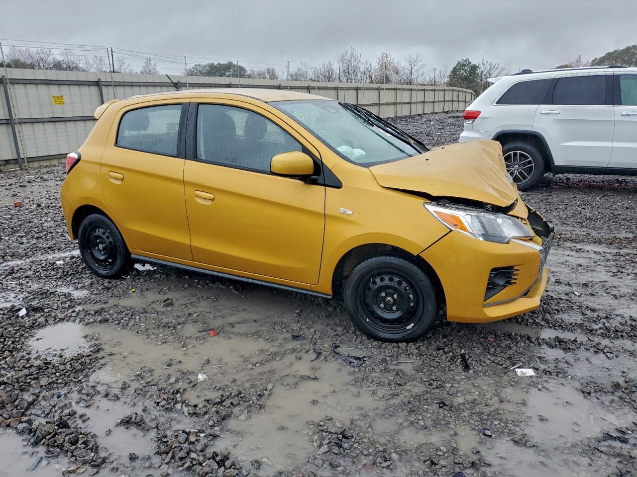 2024 Mitsubishi Mirage es