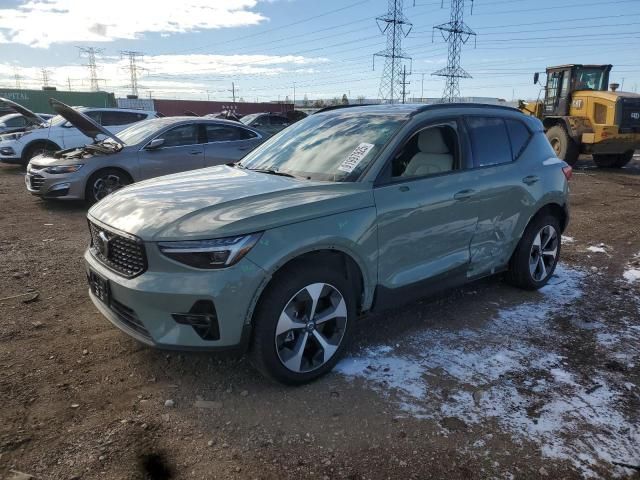 2025 Volvo Xc40 Plus